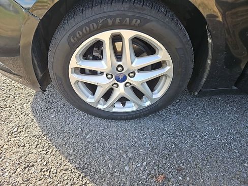 Used 2013 Ford Fusion SE image 13