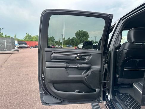Used 2022 RAM 1500 Limited w/ Body-Colour Bumper Group AWD/4WD image 21