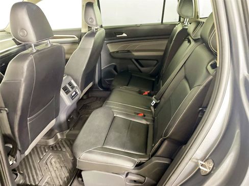 Used 2022 Volkswagen Atlas SE FWD image 11