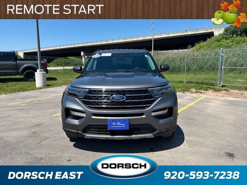 Certified 2021 Ford Explorer XLT w/ Equipment Group 202A AWD/4WD image 3