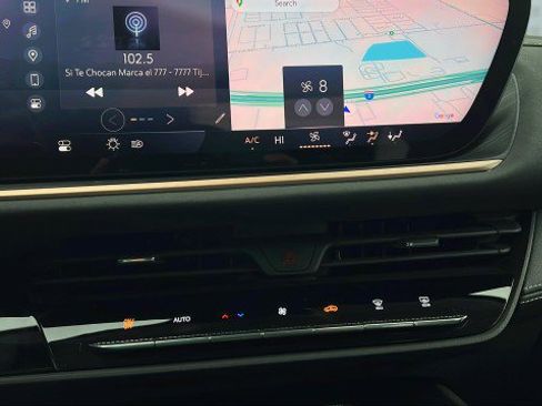 Used 2025 Buick Envision Sport Touring image 25