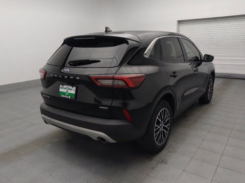 Used 2023 Ford Escape Active w/ Tech Pack #1 AWD/4WD image 9