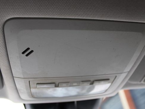 Used 2016 Chevrolet Cruze LT image 34