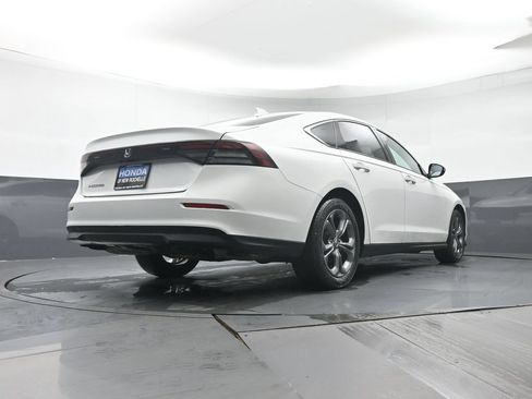 Certified 2024 Honda Accord EX image 31