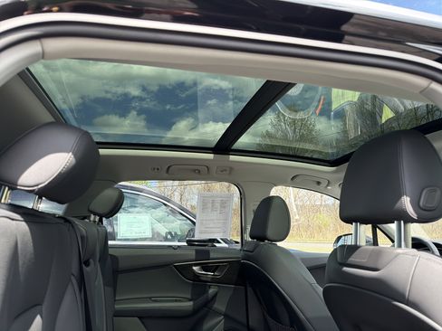 Used 2023 Audi Q7 3.0T Prestige image 20