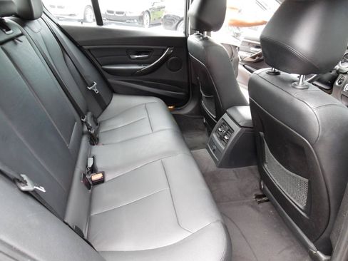Used 2013 BMW 328i Sedan RWD image 22