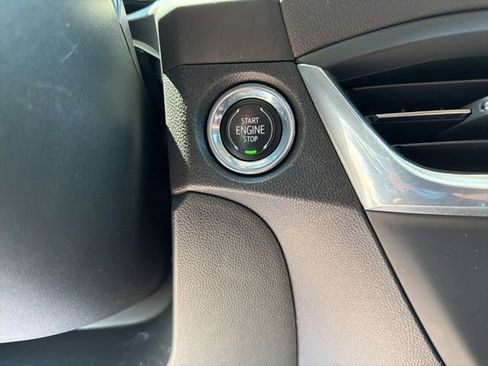 Used 2024 Buick Encore GX Preferred FWD image 19