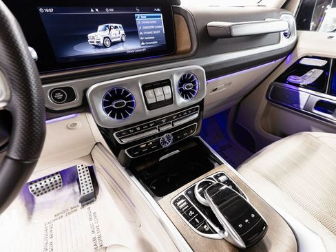 Used 2022 Mercedes-Benz G 63 AMG Squared image 15