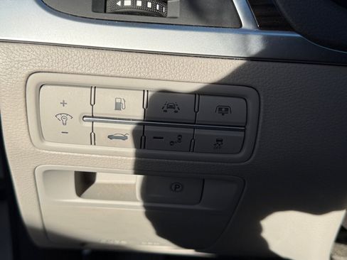 Used 2018 Genesis G80 3.8 w/ Option Group 02 image 14