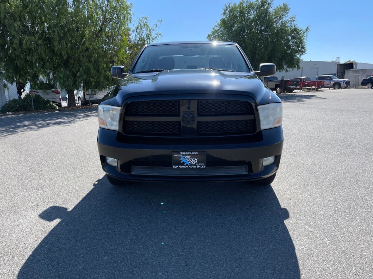 Used 2012 RAM 1500 Express RWD image 2