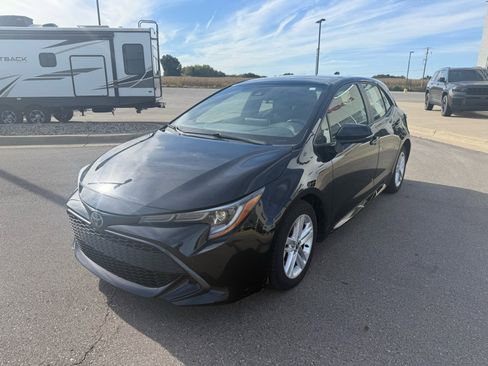 Used 2022 Toyota Corolla Hatchback image 7