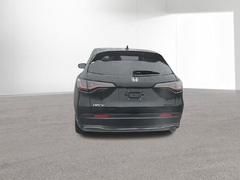 Used 2024 Honda HR-V Sport image 8