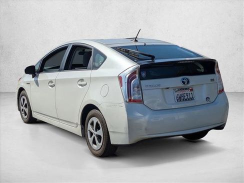 Used 2012 Toyota Prius Three image 8