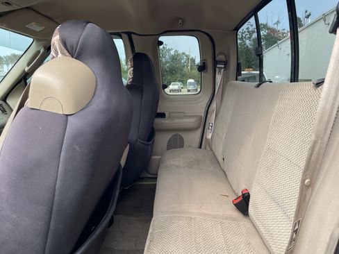 Used 2003 Ford F150 XL AWD/4WD image 11