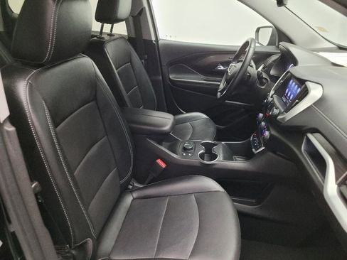 Used 2024 GMC Terrain SLT AWD/4WD image 21