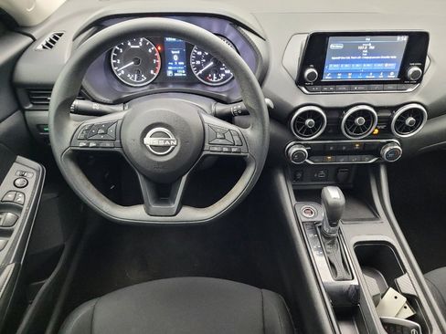 Used 2024 Nissan Sentra S image 22