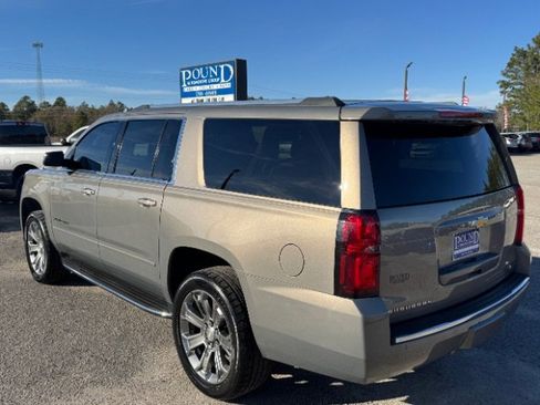 Used 2018 Chevrolet Suburban Premier image 7