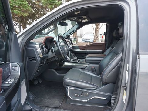 Used 2021 Ford F150 Lariat AWD/4WD image 2