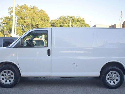 Used 2012 Chevrolet Express 1500 image 4