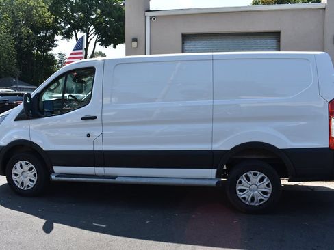 Used 2025 Ford Transit 250 Low Roof w/ Exterior Upgrade Package RWD image 7