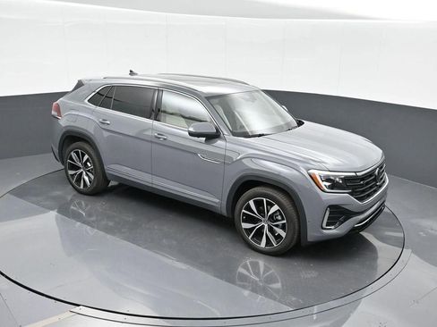 New 2025 Volkswagen Atlas Cross Sport SEL Premium R-Line AWD/4WD image 21