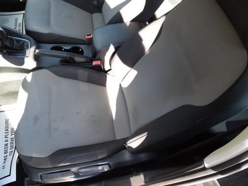 Used 2017 Volkswagen Jetta S image 10