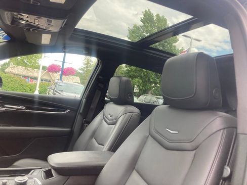 Used 2024 Cadillac XT5 Premium Luxury w/ LPO, Floor Liner Package AWD/4WD image 25