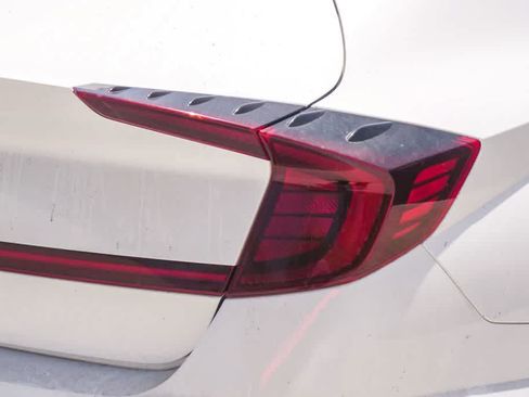 Used 2021 Hyundai Sonata SEL w/ Cargo Package FWD image 10