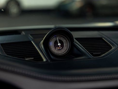 Used 2022 Porsche 911 Turbo S image 47