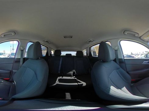 Used 2025 Kia Sportage LX FWD image 41