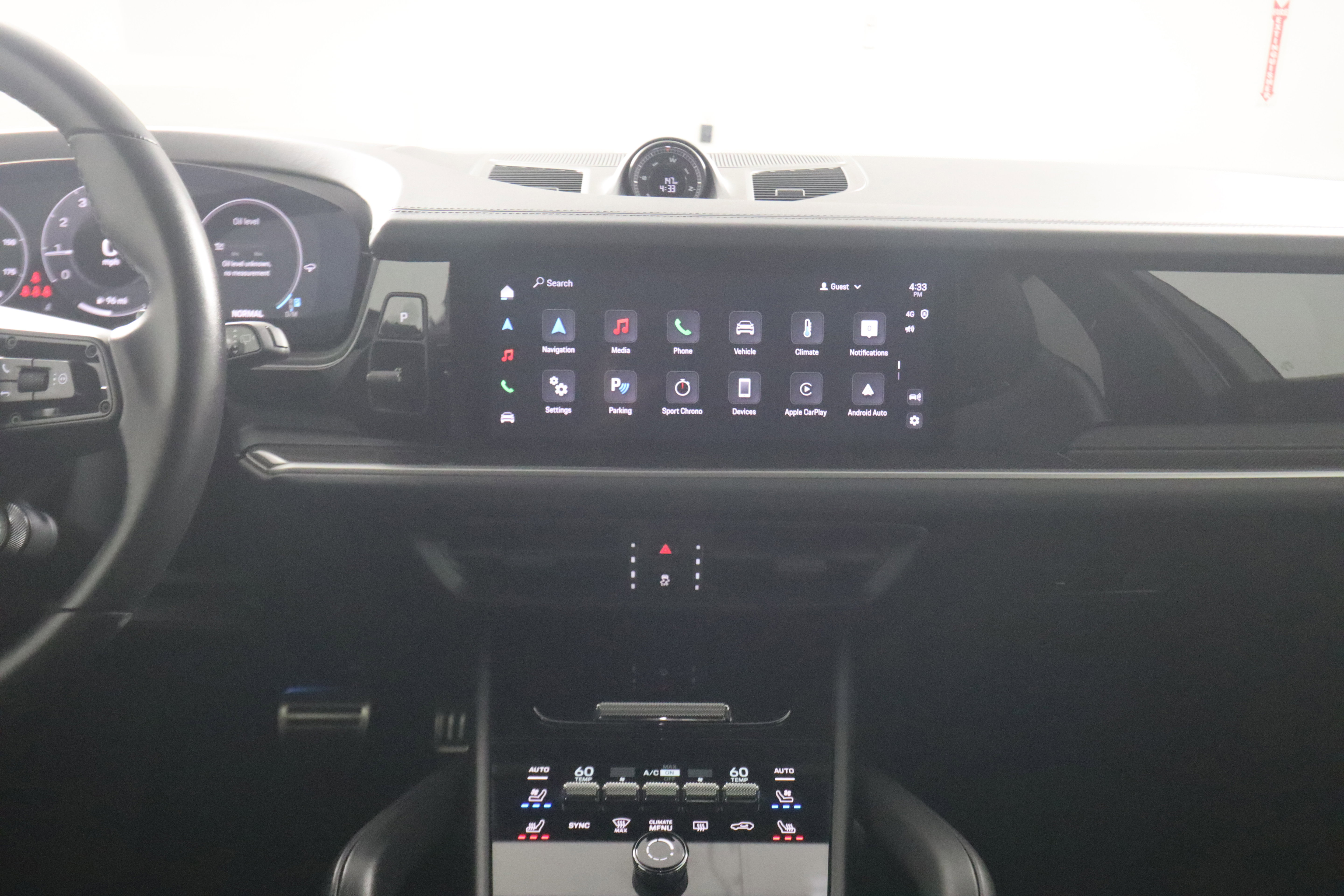 Used 2025 Porsche Cayenne S AWD/4WD image 19