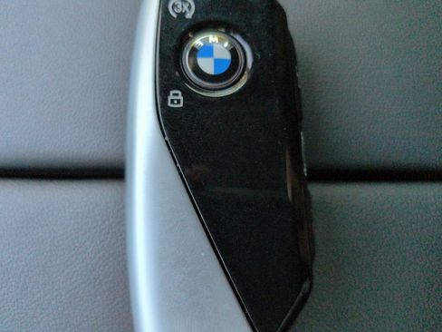 New 2026 BMW ALPINA XB7 AWD/4WD image 30