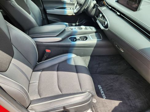 Used 2023 Genesis GV70 2.5T w/ Sport Prestige Package AWD/4WD image 13