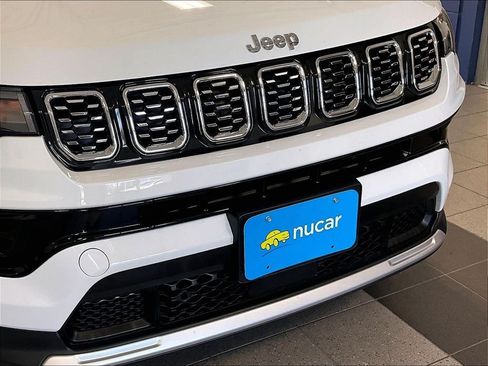 Used 2024 Jeep Compass Limited AWD/4WD image 30