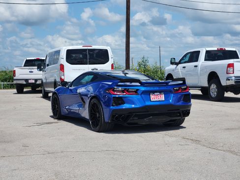 Used 2021 Chevrolet Corvette Stingray Preferred Cpe w/ Z51 Performance Package RWD image 5