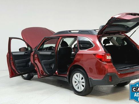 Used 2018 Subaru Outback 2.5i Premium image 10