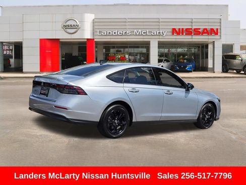 Used 2025 Honda Accord SE image 3
