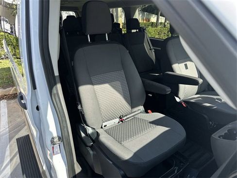 Used 2023 Ford Transit 350 XLT image 28