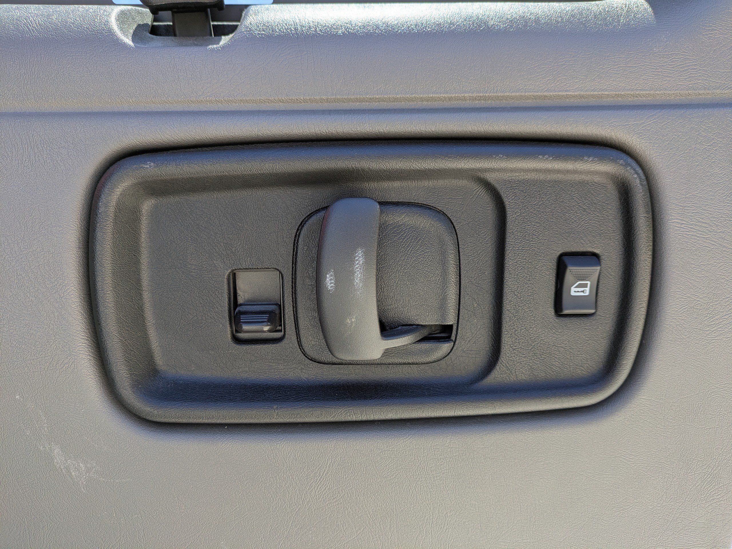 Used 2024 Chevrolet Express 3500 LT w/ LT Preferred Equipment Group RWD image 14