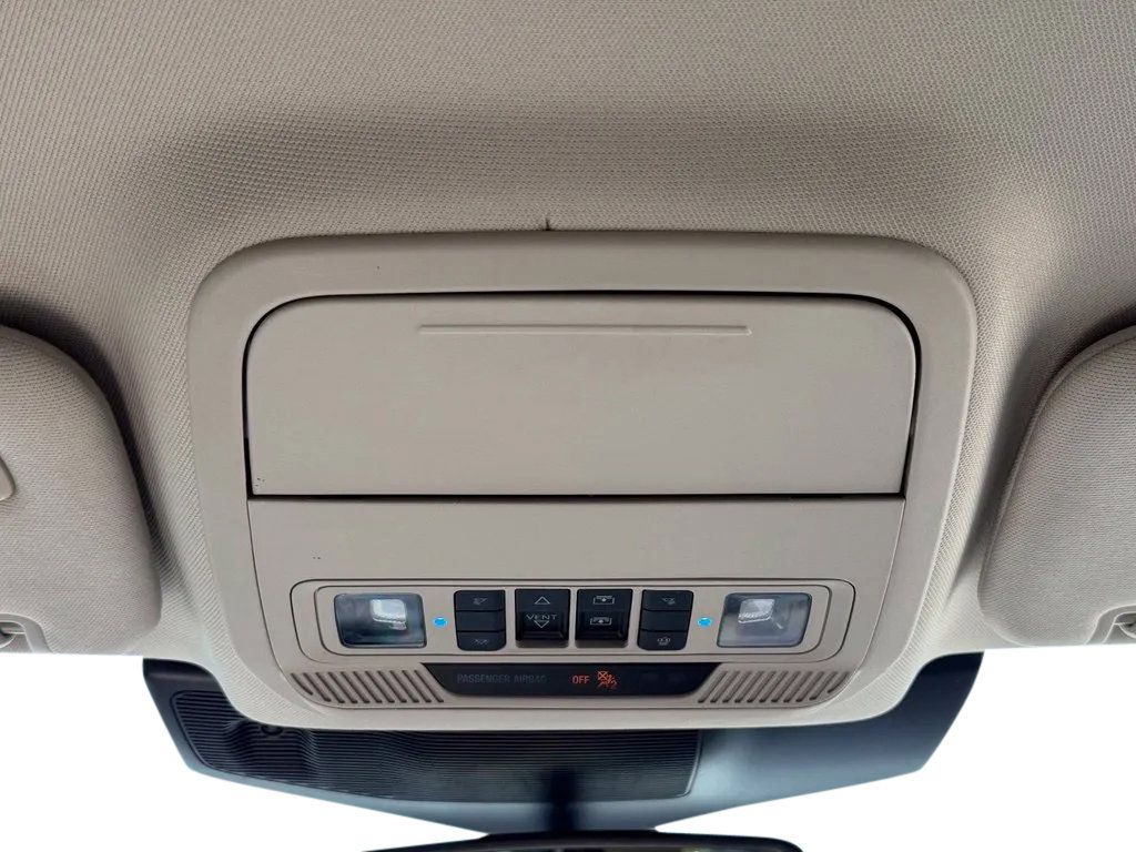 Used 2021 Ford Explorer Platinum w/ Equipment Group 601A AWD/4WD image 21