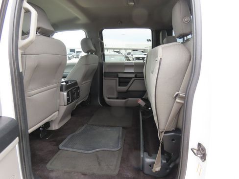 Used 2016 Ford F150 XLT w/ Equipment Group 302A Luxury image 21