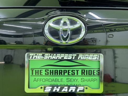 Used 2015 Toyota Highlander XLE image 12