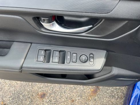 Used 2024 Honda CR-V EX image 11