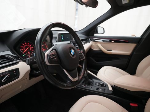 Used 2018 BMW X1 sDrive28i image 7