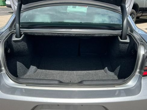 Used 2017 Dodge Charger R/T RWD image 35