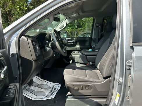 Used 2024 Chevrolet Silverado 1500 Custom AWD/4WD image 7