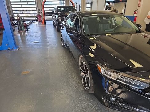Used 2021 Honda Accord Sport Special Edition image 1