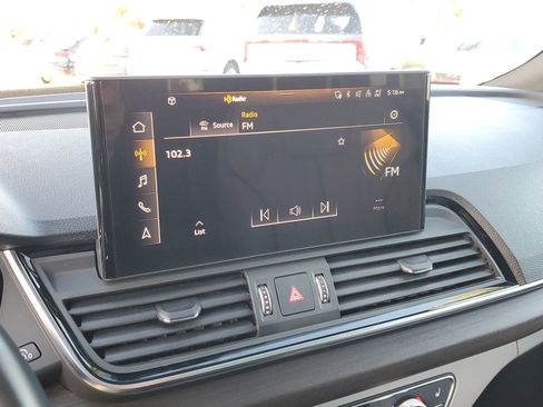 Certified 2022 Audi Q5 2.0T Premium Plus w/ Premium Plus Package image 29