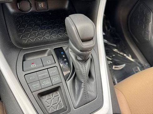 Certified 2023 Toyota RAV4 LE AWD/4WD image 55