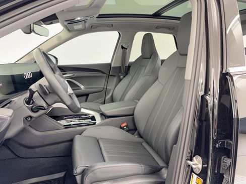 Used 2025 Audi Q5 Premium Plus w/ Premium Plus AWD/4WD image 5